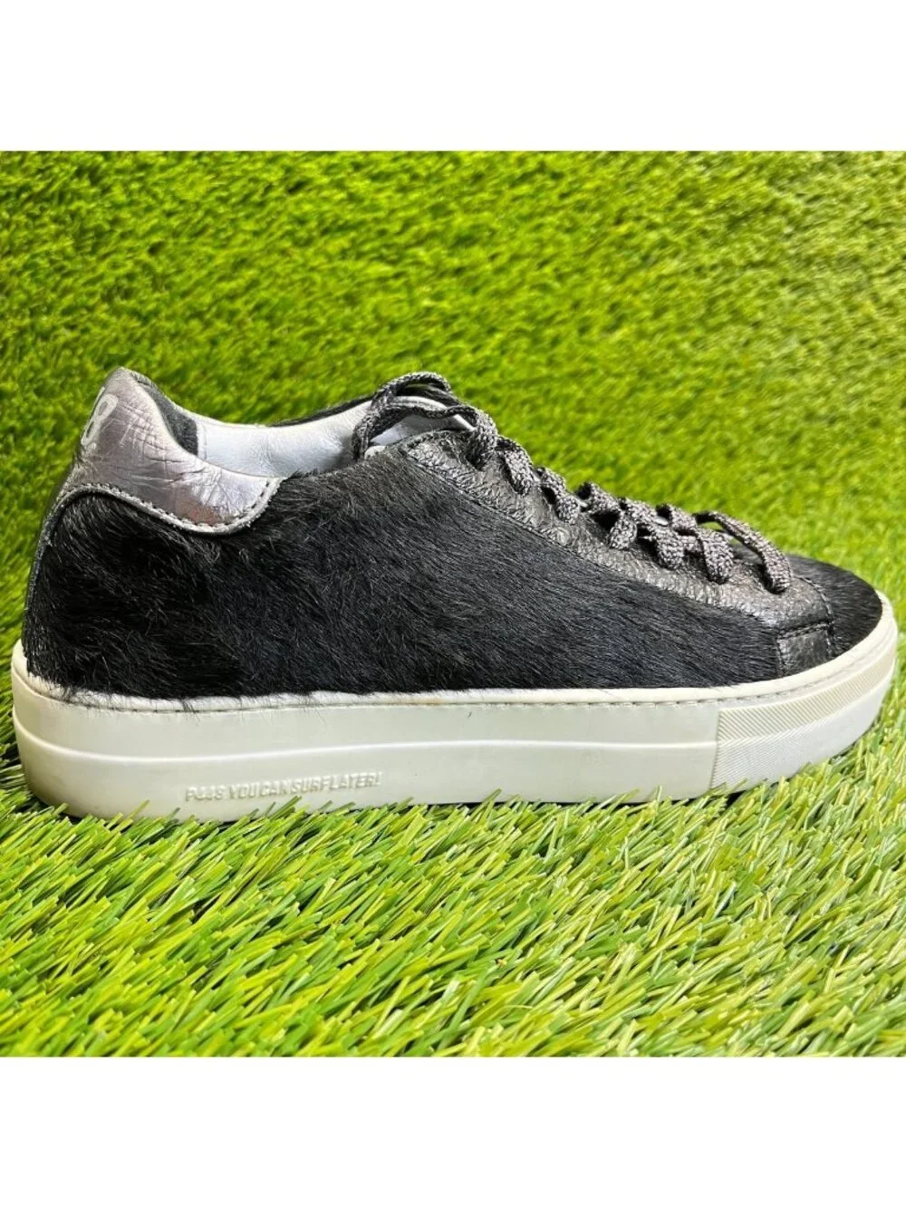 P448 The John Cow Glitter Womens Size 7 Black Athletic Walking Shoes Sneakers